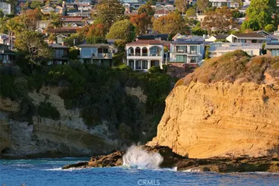 10 S La Senda, Laguna Beach, CA 92651 - Photo 1