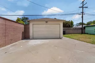 2602 W 112th St, Inglewood, CA 90303 - Photo 28