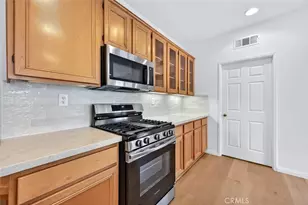447 Ridgeway, Irvine, CA 92620 - Photo 34
