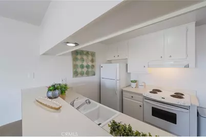 280 Molino #305, Long Beach, CA 90803 - Photo 14
