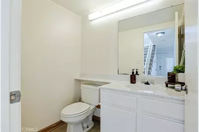 290 Victoria Street #29 (F8), Costa Mesa, CA 92627 - Photo 16