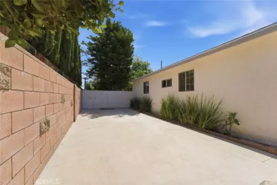 8116 Ponce Avenue, Canoga Park, CA 91304 - Photo 20
