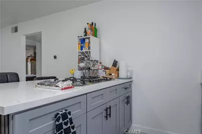 2803 S Fairview #C, Santa Ana, CA 92704 - Photo 10