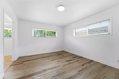 8938 Gothic Avenue, North Hills, CA 91343 - Photo 30