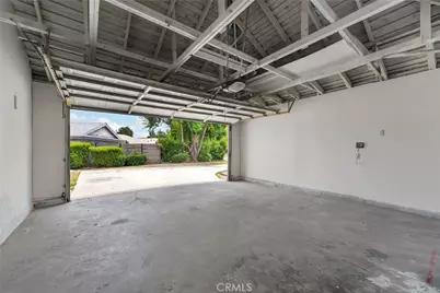 8938 Gothic Avenue, North Hills, CA 91343 - Photo 32