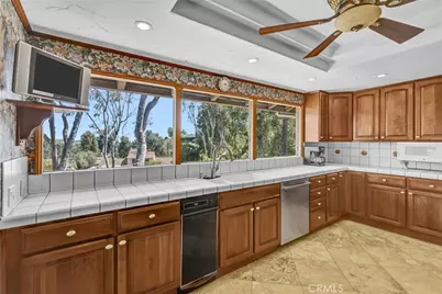 25707 Compass Way, San Juan Capistrano, CA 92675 - Photo 18