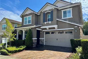 11 Silver Spruce Ct, Lake Forest, CA 92630 - Photo 2