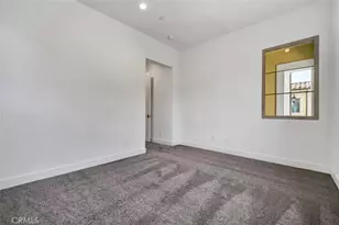 100 Whisper Rock, Irvine, CA 92602 - Photo 38