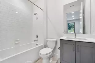 100 Whisper Rock, Irvine, CA 92602 - Photo 32