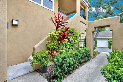 24 Vassar Aisle, Irvine, CA 92612 - Photo 2