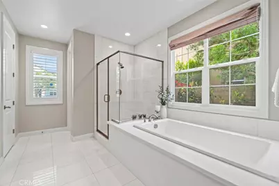 208 Radial, Irvine, CA 92618 - Photo 34