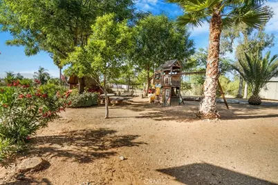 15421 Shelton Drive, Perris, CA 92570 - Photo 40