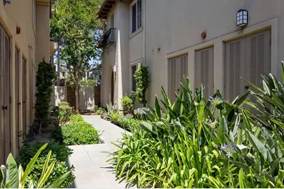 10 Salton, Irvine, CA 92602 - Photo 46