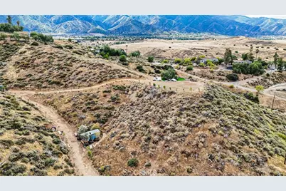 11221 Spanish Hills Drive, Corona, CA 92883 - Photo 4