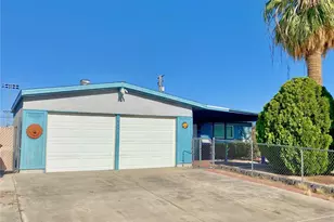 5971 Rose Ellen, 29 Palms MCB, CA 92277 - Photo 2