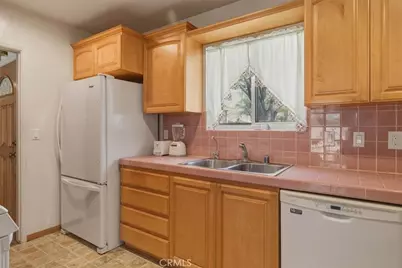 10225 Foster Rd, Downey, CA 90242 - Photo 10