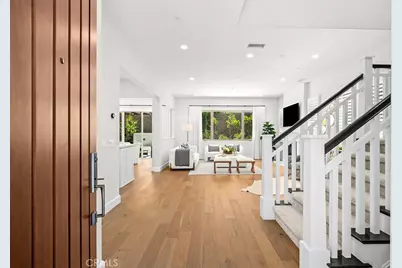 63 Lugano, Irvine, CA 92602 - Photo 2