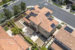 63 Lugano, Irvine, CA 92602 - Photo 34