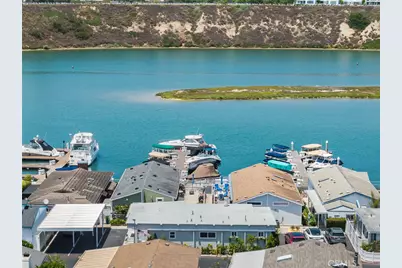 8 Saratoga, Newport Beach, CA 92660 - Photo 6