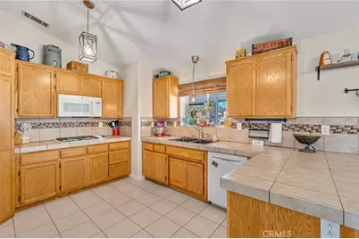 7592 Victor Ave, Hesperia, CA 92345 - Photo 12