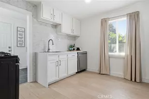 217 N McClay, Santa Ana, CA 92701 - Photo 10