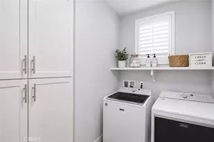 3210 E Yountville Dr, Ontario, CA 91761 - Photo 14