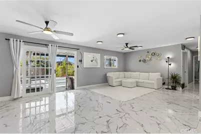 16842 Lucia, Huntington Beach, CA 92647 - Photo 14