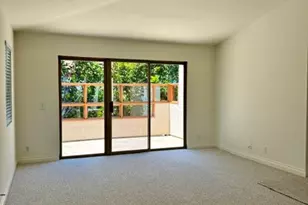 372 Villa Point Dr, Newport Beach, CA 92660 - Photo 8