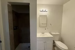 10213 Sophia Ave, North Hills, CA 91343 - Photo 16