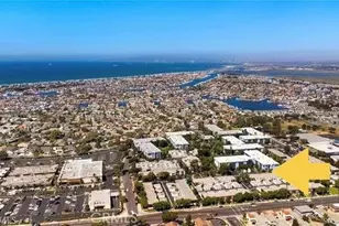 16655 Algonquin, Huntington Beach, CA 92649 - Photo 2