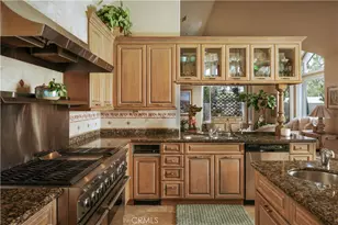 30 Burning Tree, Newport Beach, CA 92660 - Photo 6