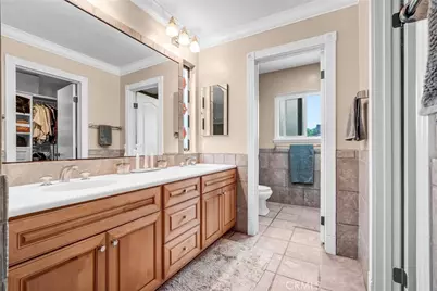 19410 Shelford, Cerritos, CA 90703 - Photo 24