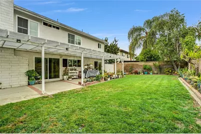 19410 Shelford, Cerritos, CA 90703 - Photo 38