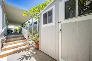 16421 Poipu Ln, Huntington Beach, CA 92649 - Photo 38