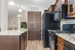 1225 Taft Hwy, Bakersfield, CA 93307 - Photo 10