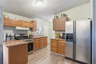 1301 Taft Hwy, Bakersfield, CA 93307 - Photo 4