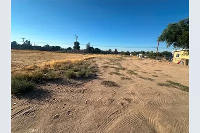 16370 Juniper, Hesperia, CA 92345 - Photo 8