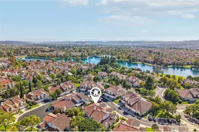 16 Calle Maria, Rancho Santa Margarita, CA 92688 - Photo 2