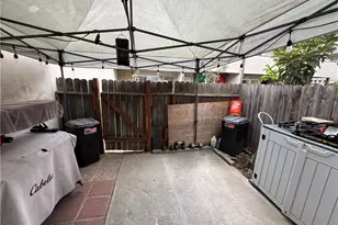521 S Lyon, Santa Ana, CA 92701 - Photo 22