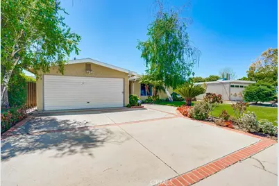 20606 Skouras Drive, Winnetka, CA 91306 - Photo 2