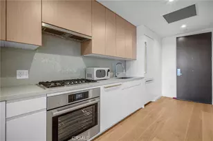 877 Francisco Street, Los Angeles, CA 90017 - Photo 14