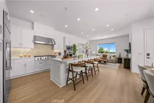 608 Chinon, Irvine, CA 92618 - Photo 10