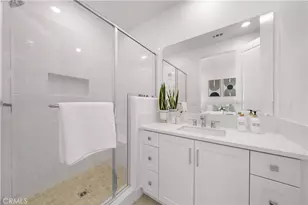 608 Chinon, Irvine, CA 92618 - Photo 20