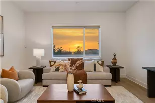 608 Chinon, Irvine, CA 92618 - Photo 6