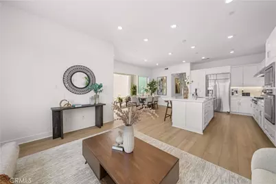 608 Chinon, Irvine, CA 92618 - Photo 14