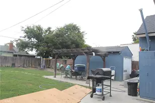 818 S Sloan, Compton, CA 90221 - Photo 8