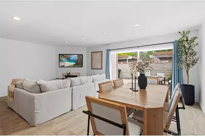 24836 Lakefield Street, Lake Forest, CA 92630 - Photo 2