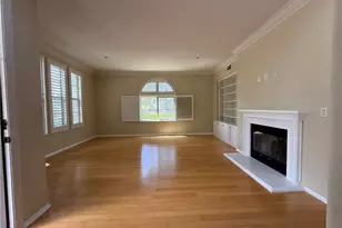 31 Regal, Irvine, CA 92620 - Photo 2