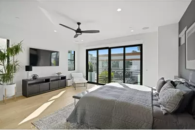 306 3rd Street, Huntington Beach, CA 92648 - Photo 24