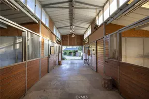 10585 Santa Paula Ojai Rd, Ojai, CA 93060 - Photo 28
